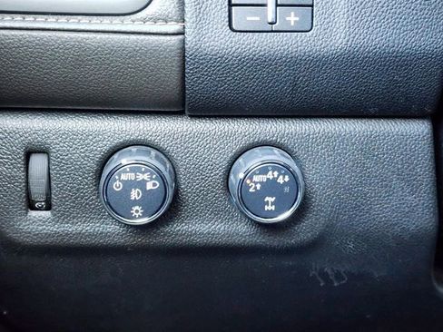 Used 2019 GMC Canyon Denali image 25