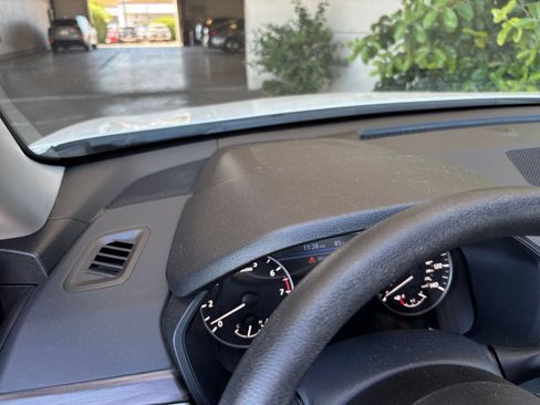 Used 2025 Nissan Altima 2.5 SV FWD image 35