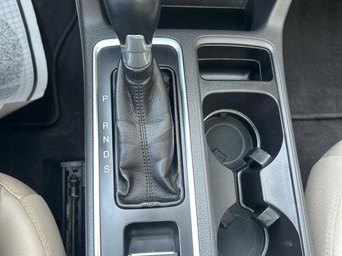 Used 2018 Ford Escape Titanium image 23