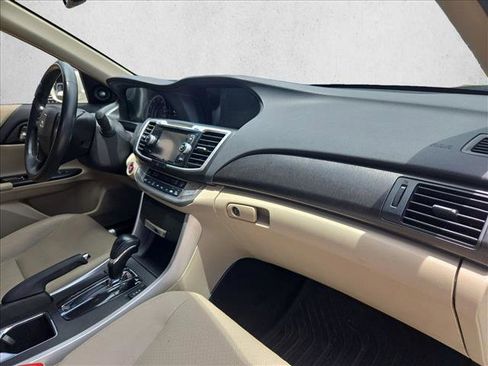 Used 2015 Honda Accord EX-L image 21