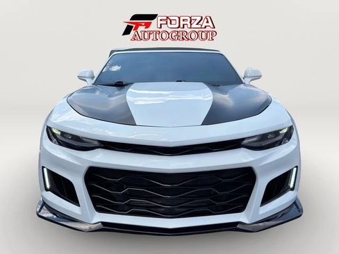 Used 2023 Chevrolet Camaro LT RWD image 3