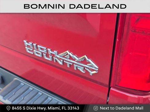 Used 2020 Chevrolet Silverado 1500 High Country w/ Technology Package image 11