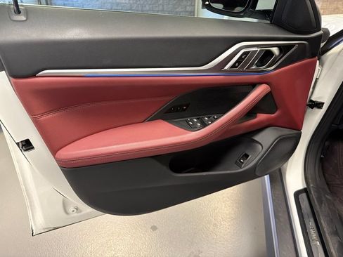 Used 2023 BMW i4 eDrive35 RWD image 8