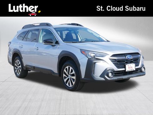 Certified 2025 Subaru Outback Premium image 1