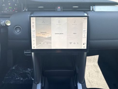 New 2026 Land Rover Discovery Sport Landmark AWD/4WD image 22