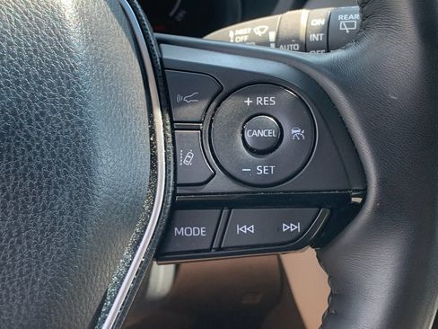 Used 2024 Toyota Venza Limited AWD/4WD image 30