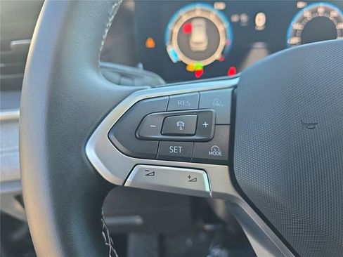 Used 2025 Volkswagen Tiguan S image 20