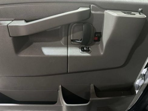 Used 2024 GMC Savana 2500 w/ Driver Convenience Package RWD image 13