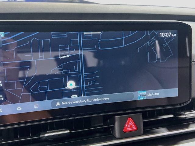 New 2027 Kia Carnival SX w/ Dark Edition Package FWD image 13