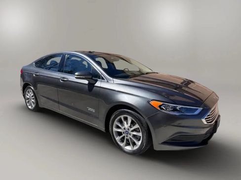 Used 2018 Ford Fusion Energi SE FWD image 4
