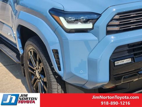 Used 2026 Toyota 4Runner Platinum AWD/4WD image 10