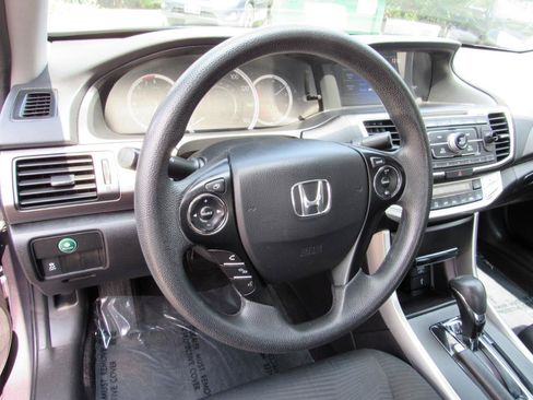 Used 2015 Honda Accord LX image 15