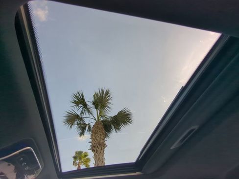 Used 2025 Mercedes-Benz C 300 Sedan image 19