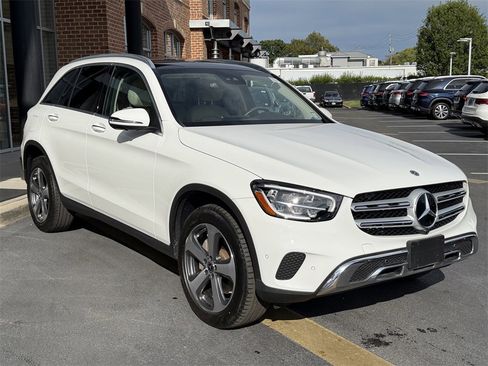 Certified 2022 Mercedes-Benz GLC 300 4MATIC image 5
