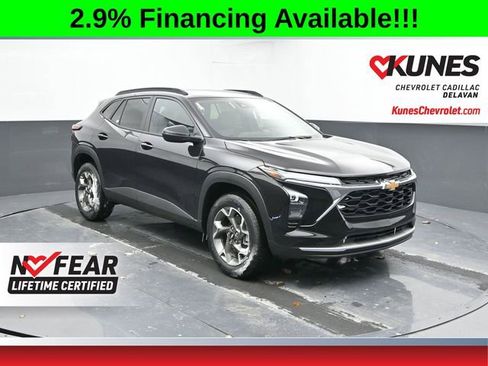 New 2026 Chevrolet Trax LT w/ Driver Confidence Package FWD image 1