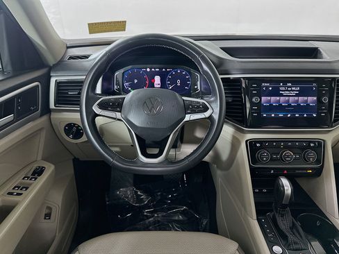 Used 2021 Volkswagen Atlas SEL Premium image 23