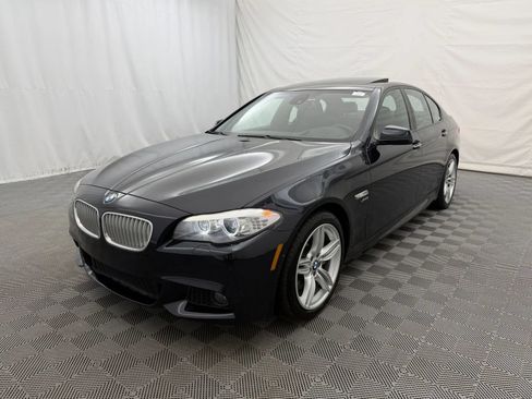 Used 2011 BMW 550i xDrive Sedan AWD/4WD image 2