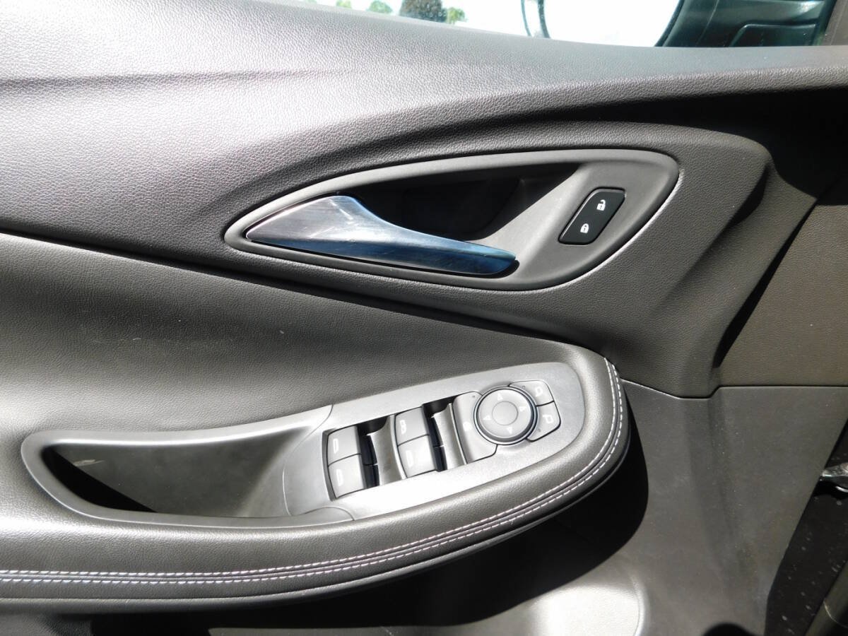 Used 2025 Buick Encore GX Preferred FWD image 17