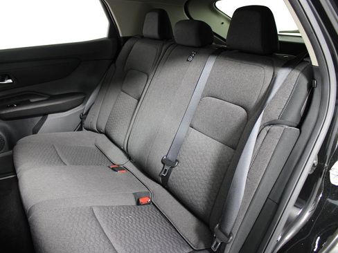 Used 2024 Nissan Ariya FWD image 26