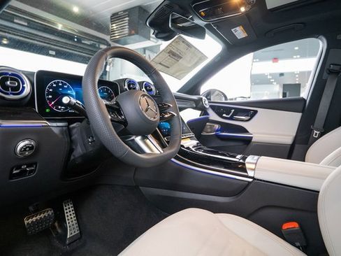 New 2026 Mercedes-Benz GLC 300 4MATIC image 4