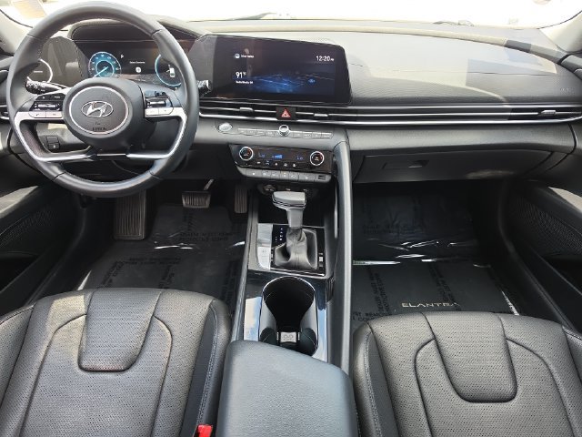 Used 2022 Hyundai Elantra Limited FWD image 9