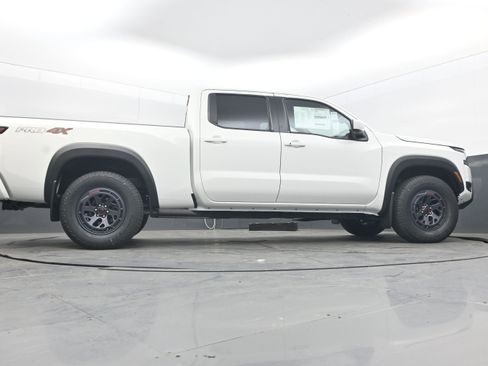 New 2026 Nissan Frontier PRO-4X AWD/4WD image 30
