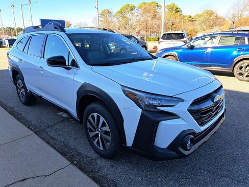 New 2025 Subaru Outback Premium w/ Popular Package #1A image 8