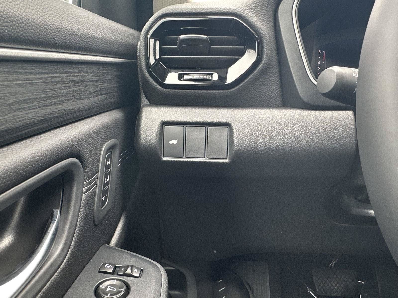 New 2026 Honda Pilot Touring image 18