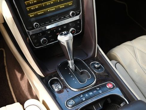Used 2016 Bentley Flying Spur V8 AWD/4WD image 31