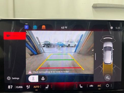 New 2026 Volkswagen GTI SE image 18