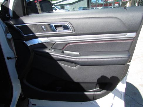 Used 2018 Ford Explorer Sport w/ Equipment Group 401A AWD/4WD image 20