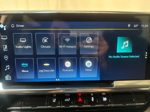 Certified 2025 Chevrolet Silverado 2500 LT w/ Convenience Package image 25