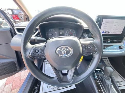 Used 2023 Toyota Corolla LE FWD image 20