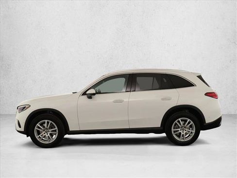 Certified 2025 Mercedes-Benz GLC 300 4MATIC image 8