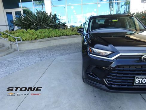 Used 2024 Toyota Grand Highlander FWD image 33