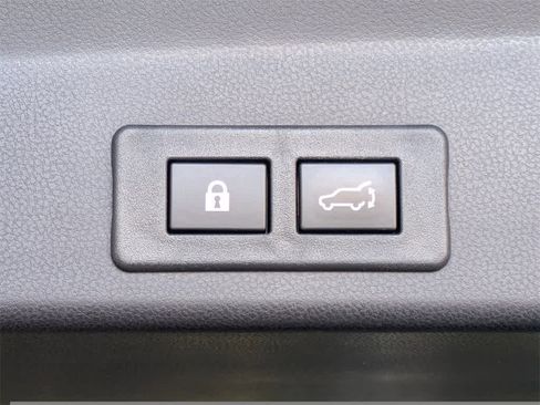 Used 2023 Subaru Ascent Touring image 13