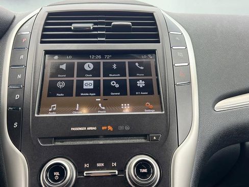 Used 2017 Lincoln MKC Premiere image 28