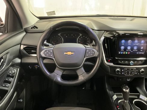Used 2020 Chevrolet Traverse LT FWD image 8