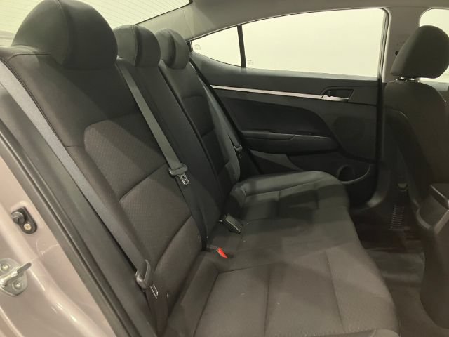 Used 2020 Hyundai Elantra SE w/ Cargo Package (C1) FWD image 34