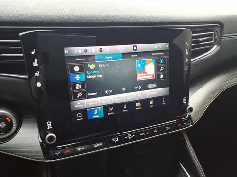 Used 2024 Jeep Wagoneer Series II w/ Flexible Seating Group image 33