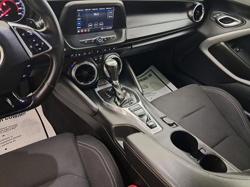 Used 2019 Chevrolet Camaro LT image 19