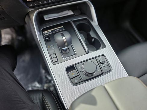 New 2026 MAZDA CX-90 Plug-In Hybrid w/ Preferred AWD/4WD image 32