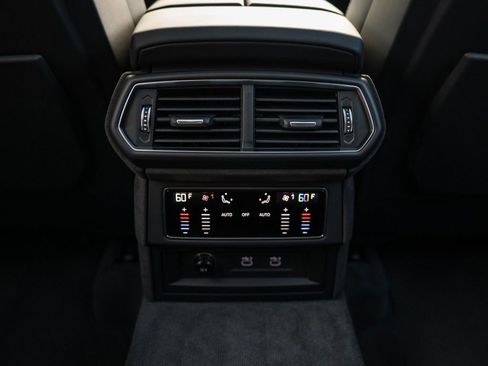 New 2025 Lamborghini Urus SE image 28