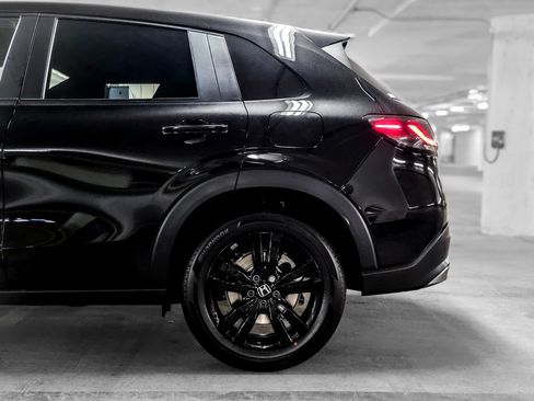 Used 2024 Honda HR-V Sport image 14