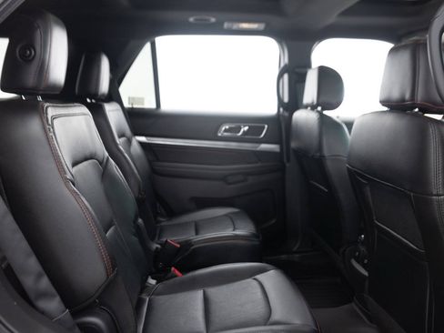 Used 2016 Ford Explorer Sport w/ Equipment Group 401A AWD/4WD image 31