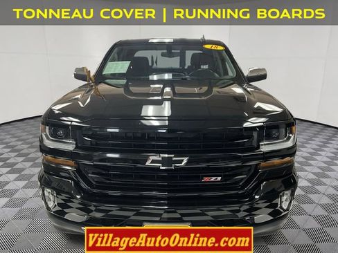 Used 2018 Chevrolet Silverado 1500 LT w/ All Star Edition image 6