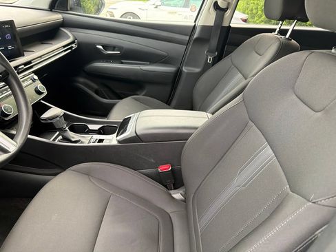 Used 2025 Hyundai Tucson SEL FWD image 3