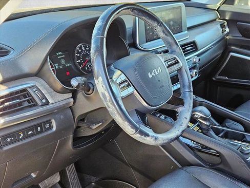 Used 2022 Kia Telluride EX w/ EX Premium Package image 9