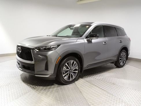 Certified 2027 INFINITI QX60 Luxe w/ Cargo Package AWD/4WD image 4
