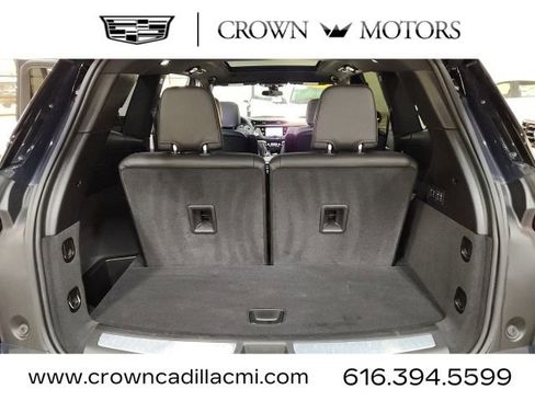 Certified 2025 Cadillac XT6 Premium Luxury image 28